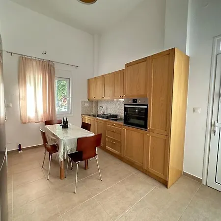 Kira's House Rhodes Town Apartamento *